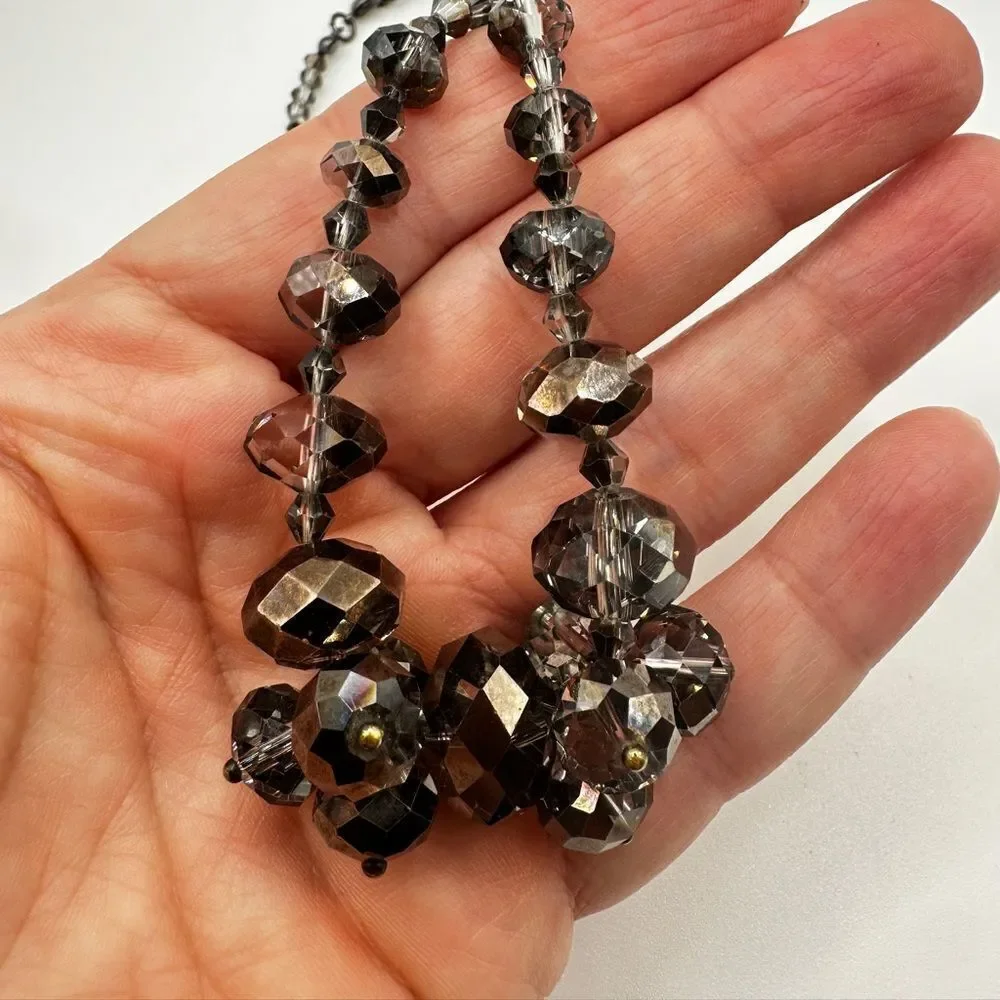 Stunning faceted black/dark‎ gray crystal beaded necklace!